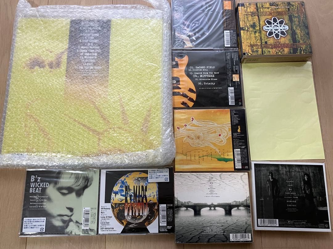 B'z CDコレクションとアパレルセット