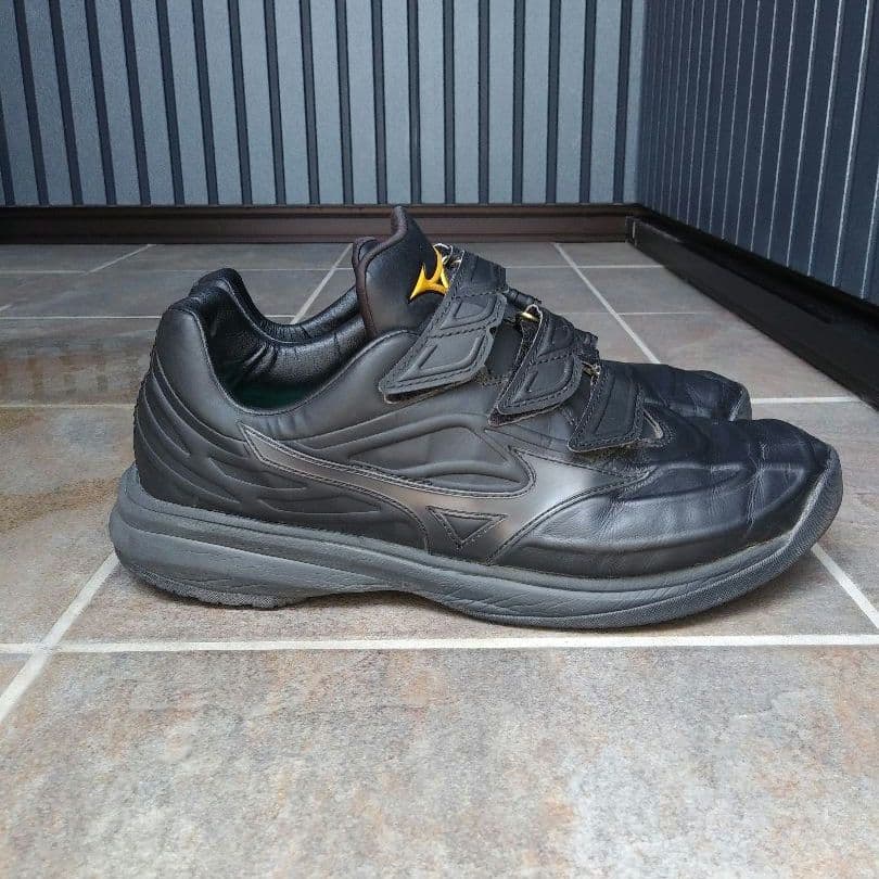 ミズノプロ　野球　トレーニングシューズ