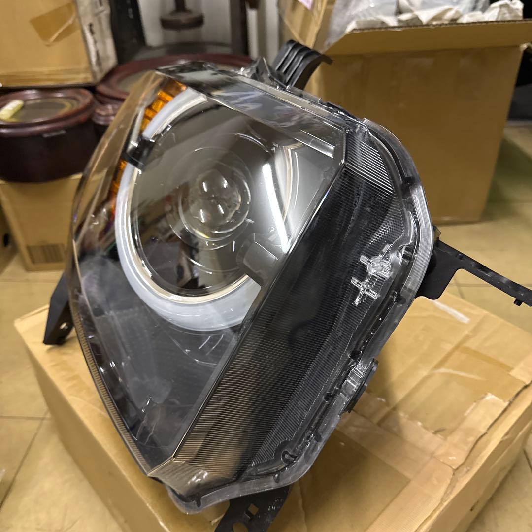 N VANヘッドライト！左右美品