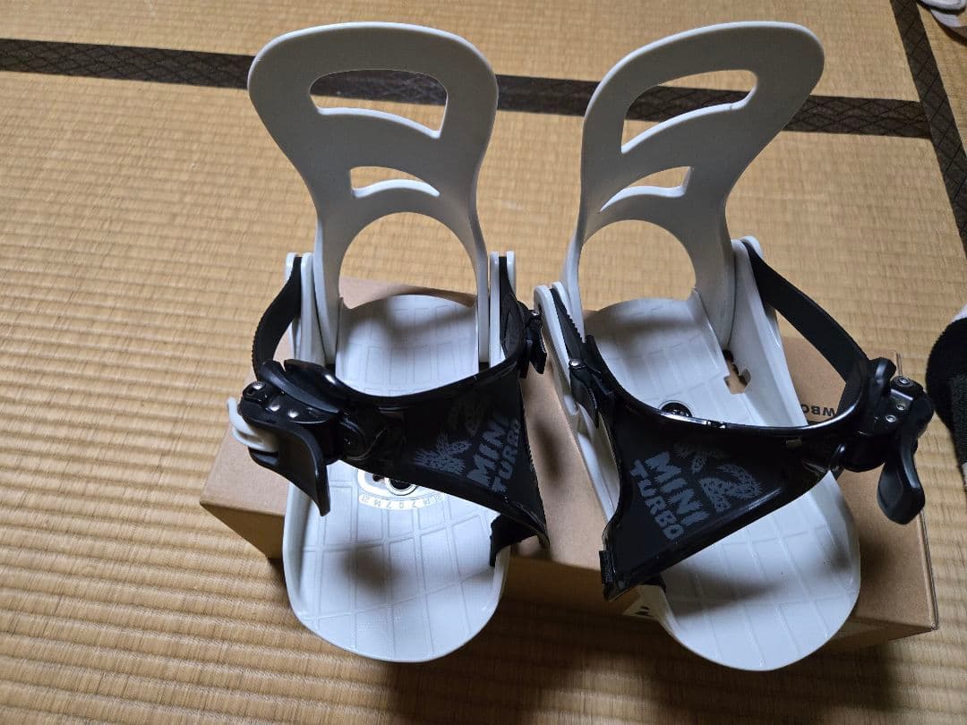 K2 ミニターボ　キッズ　スノーボード　キッズスノーボードセット　バインディング