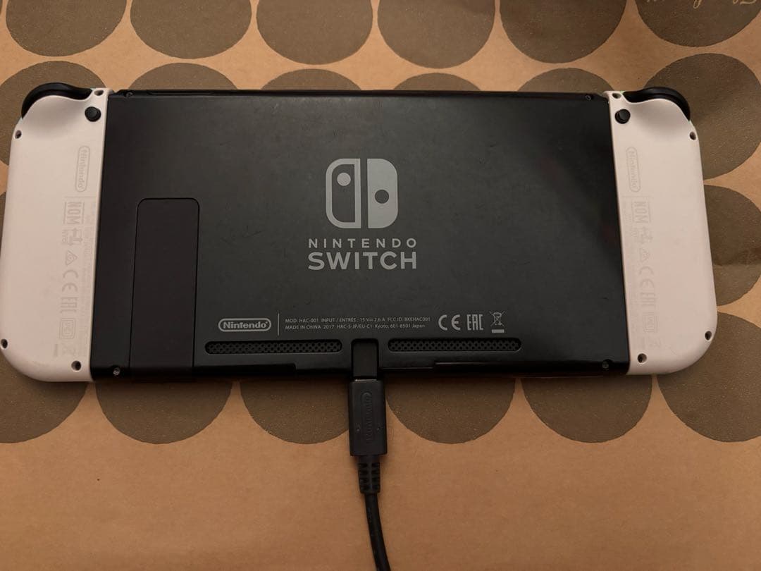 Heng Monicaさん専用　Nintendo switch 本体　中古