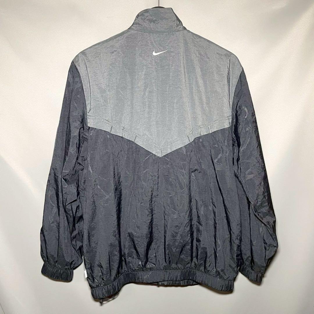 ナイキ × フューチュラ ウィメンズプレイキンウィンドランナー ジャケット XS