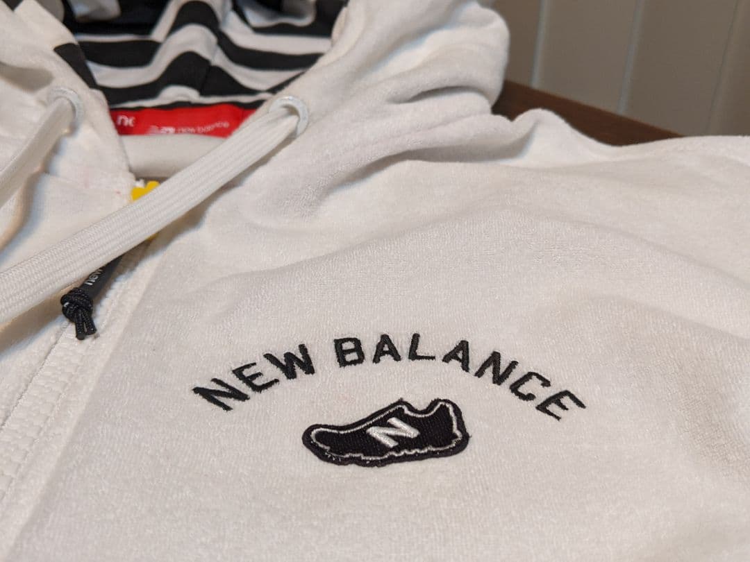 ニューバランス　ゴルフ　フルジップ　パーカー　パイル地　ボーダー　ジャケット　白