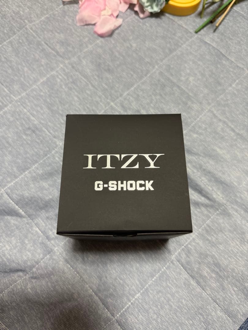 ITZY G-SHOCK ブラック腕時計