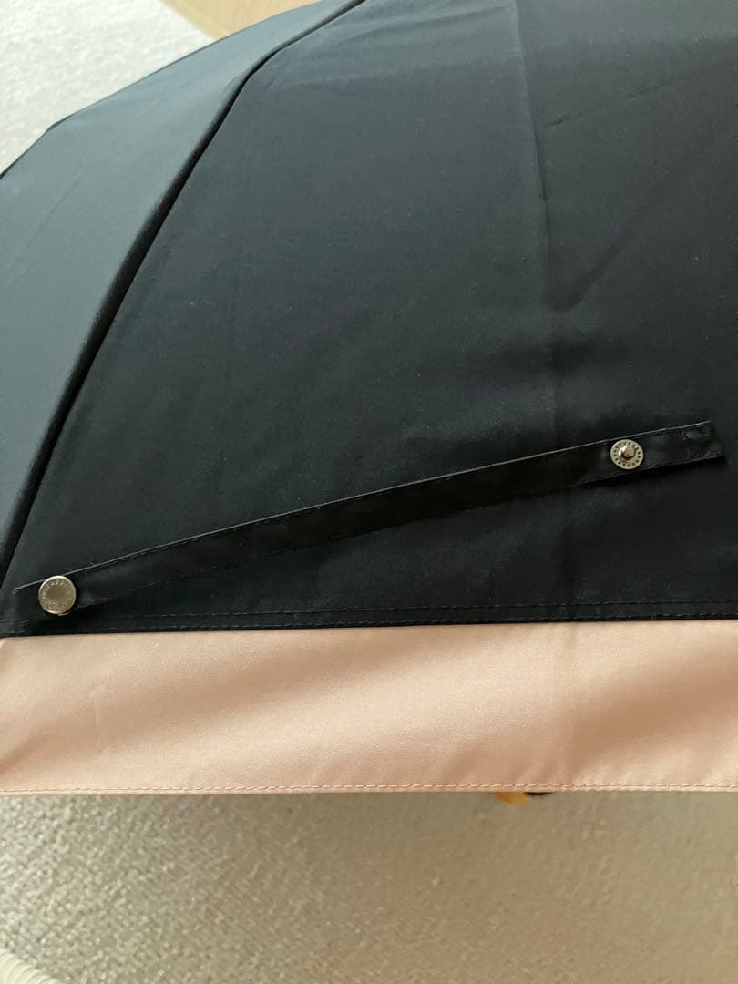 （美品）サンバリア100２段折 ブラック&ピンク