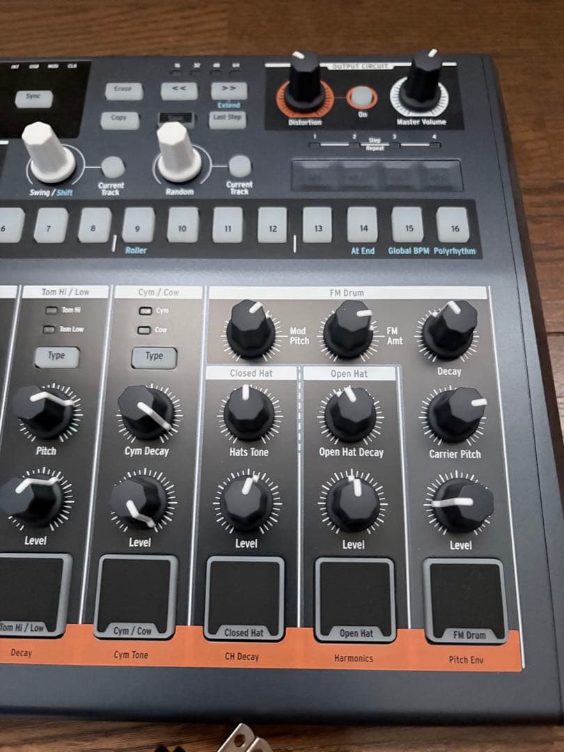 DTM・DAW Arturia Drumbrute Impact