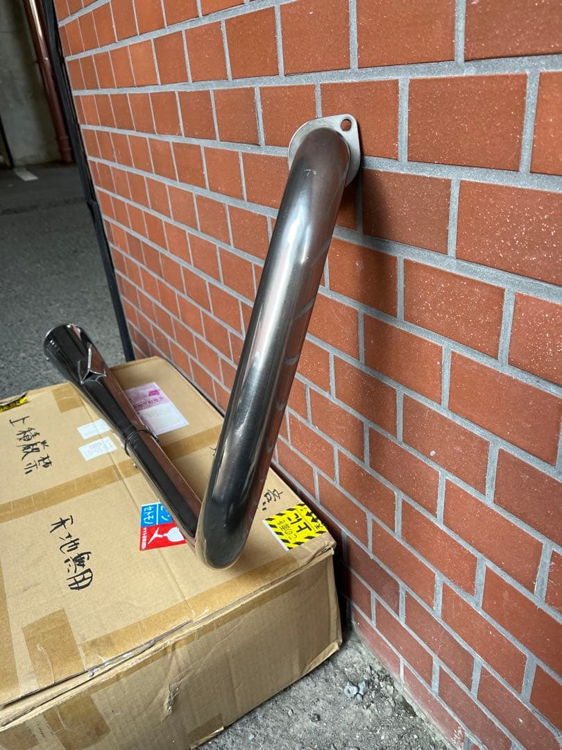 SR400、500用スーパートラップ　マフラー