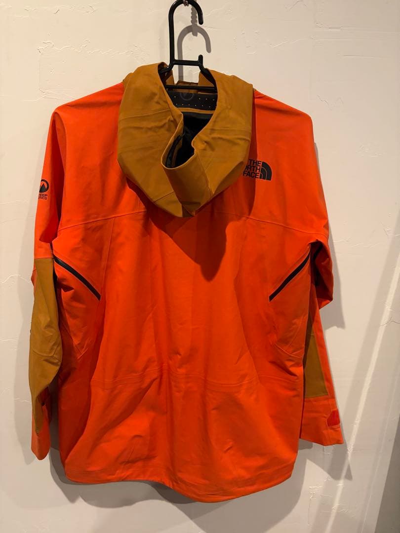 ノースフェイス フィーチャーライト　スノーボード ウェア