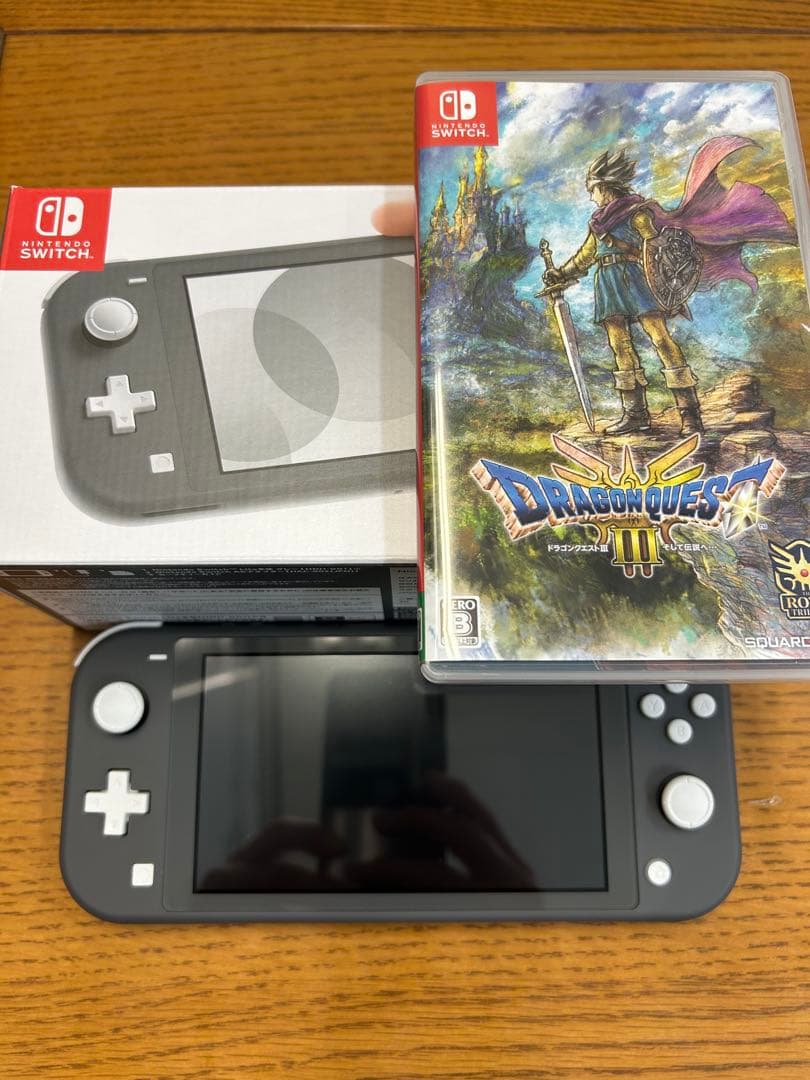 【専用】Nintendo Switch Lite + ドラゴンクエストⅢ