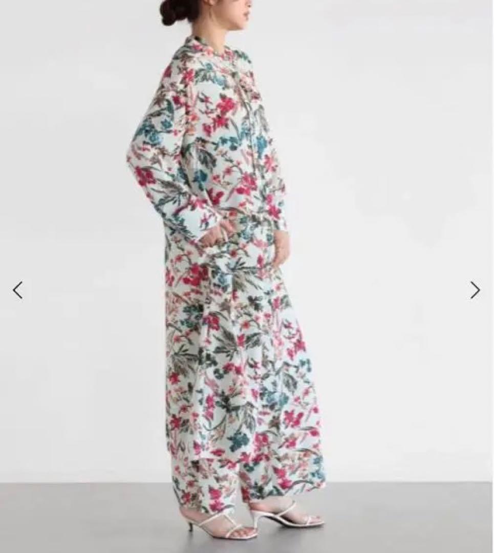 新品未使用　今期　激安　ヤマダヤ　Ample ボタニカルプリントシャツワンピース