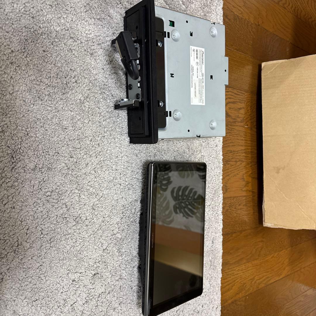 【訳あり】 カロッツエリア　DMH-SF700