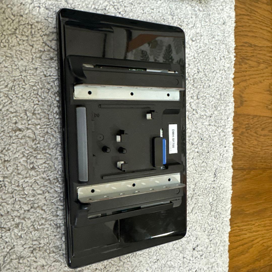 【訳あり】 カロッツエリア　DMH-SF700