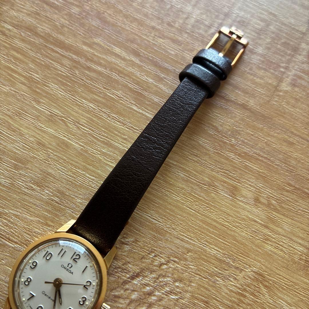 オメガ　ジュネーブ　自動巻き　レディース