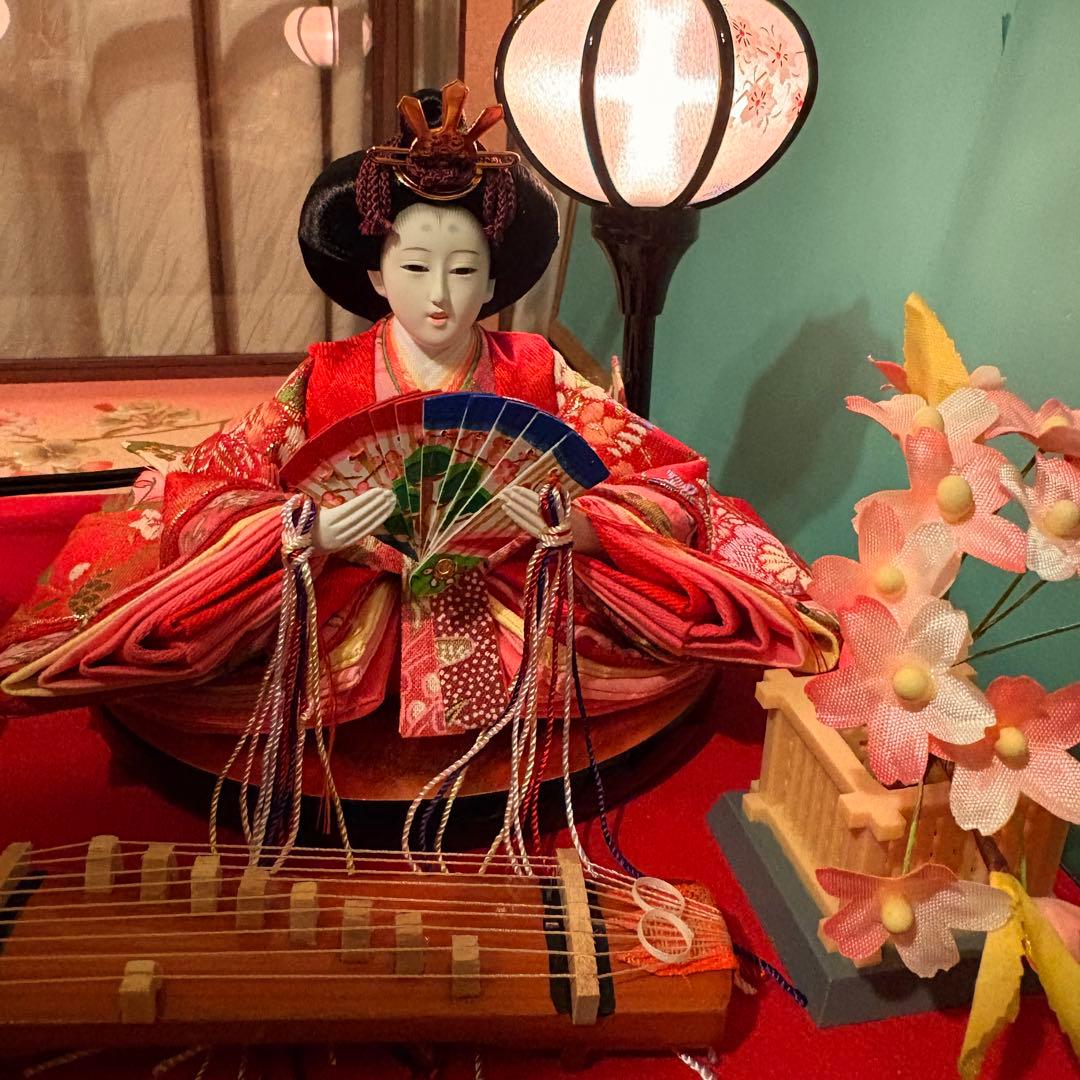 福仙 雛人形セット ケース入り ライト 桜の装飾付き