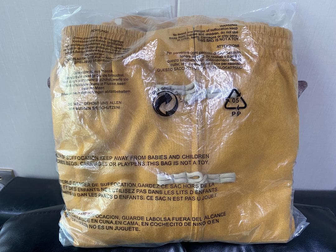 adidasアディダス 中国限定蛇年トラックジャケット 明黄色 M