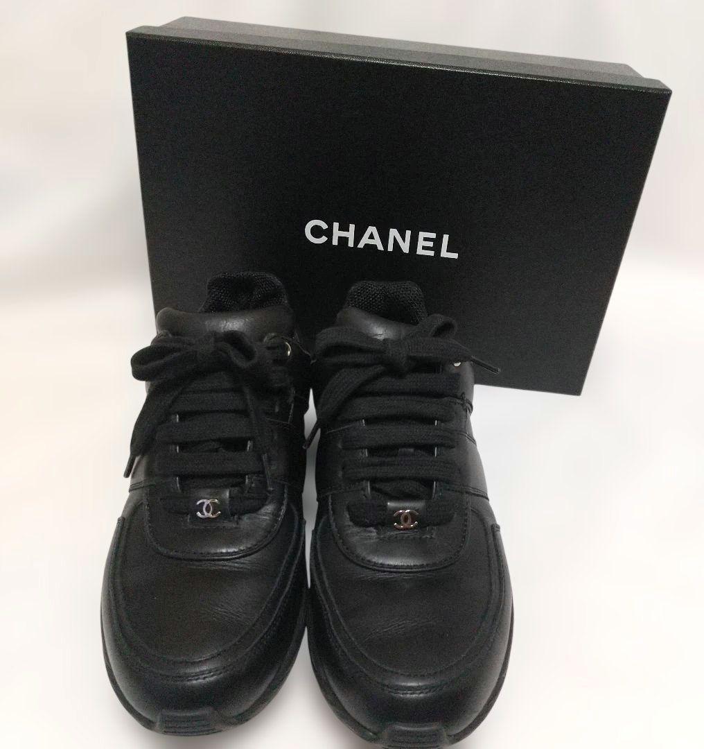 美品 CHANEL ブラック レザースニーカー 37 (24cm)