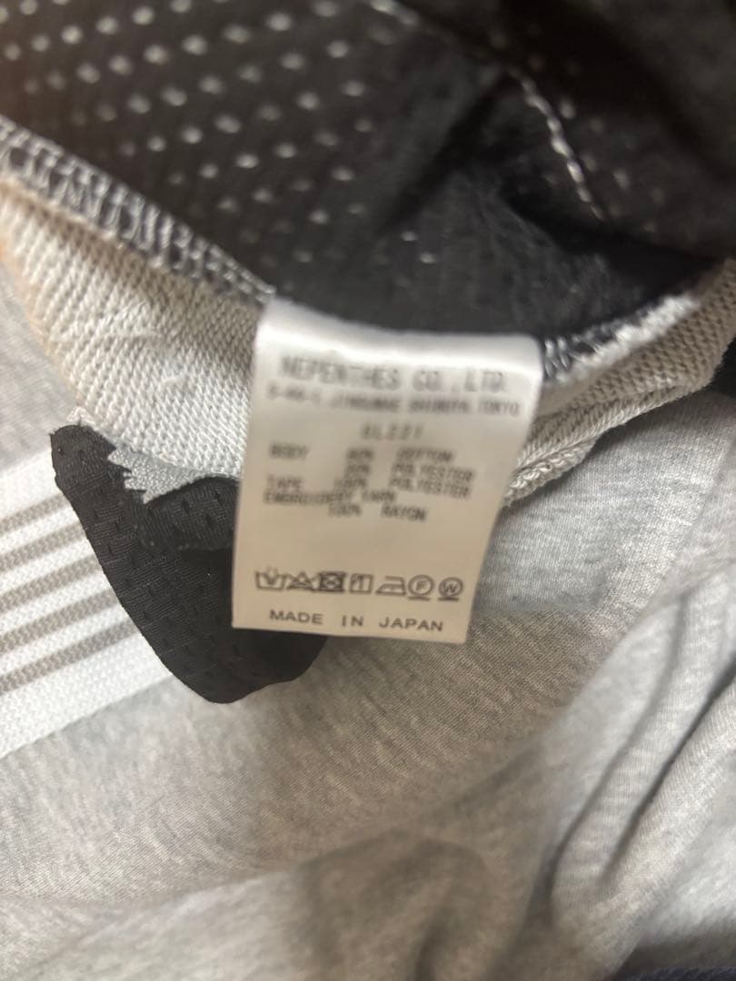 セール中　ニードルス　トラックパンツ