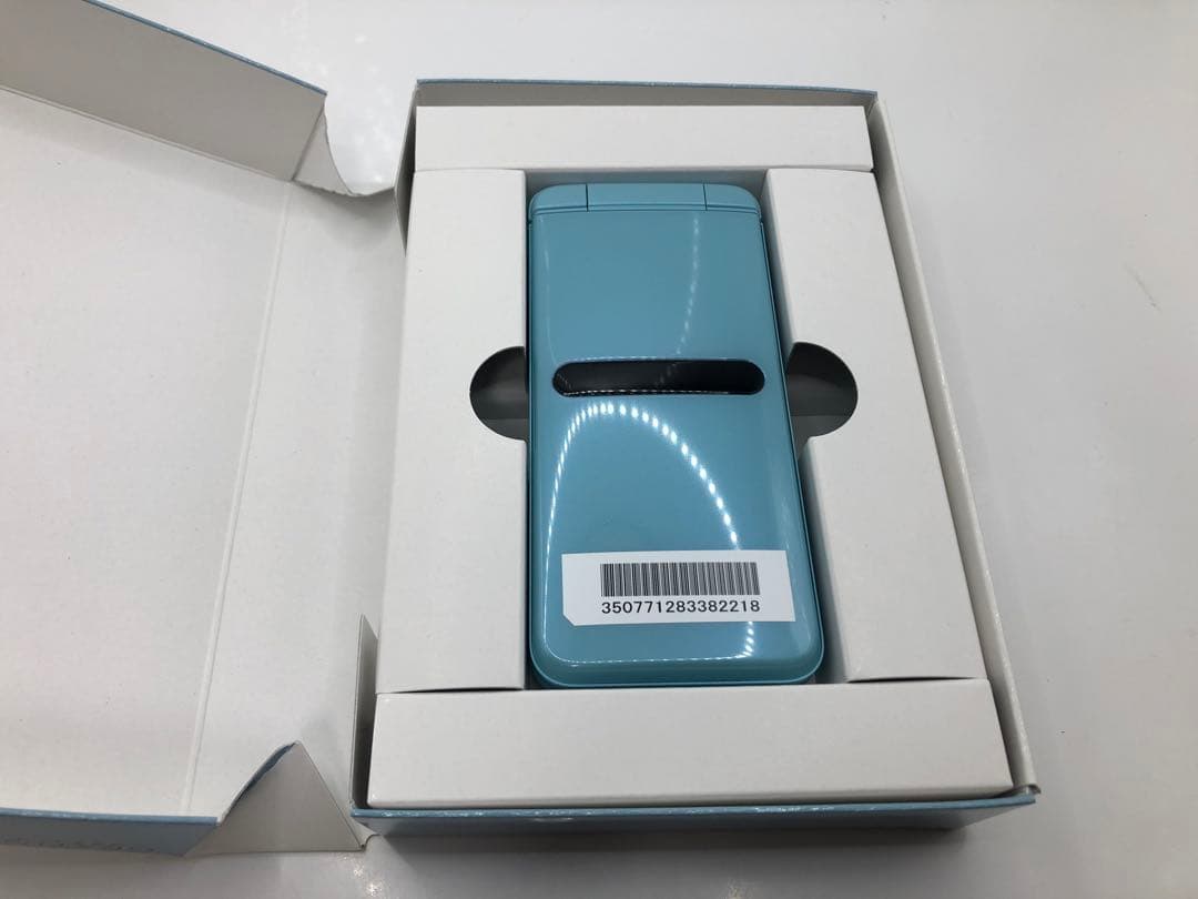 au　GRATINA KYF42 　ライトブルー　4G ガラケー　☆未使用☆