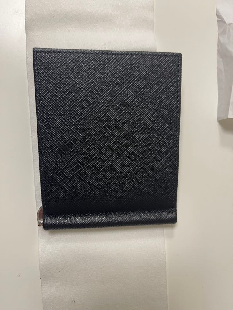 PRADA マネークリップ付き財布 黒
