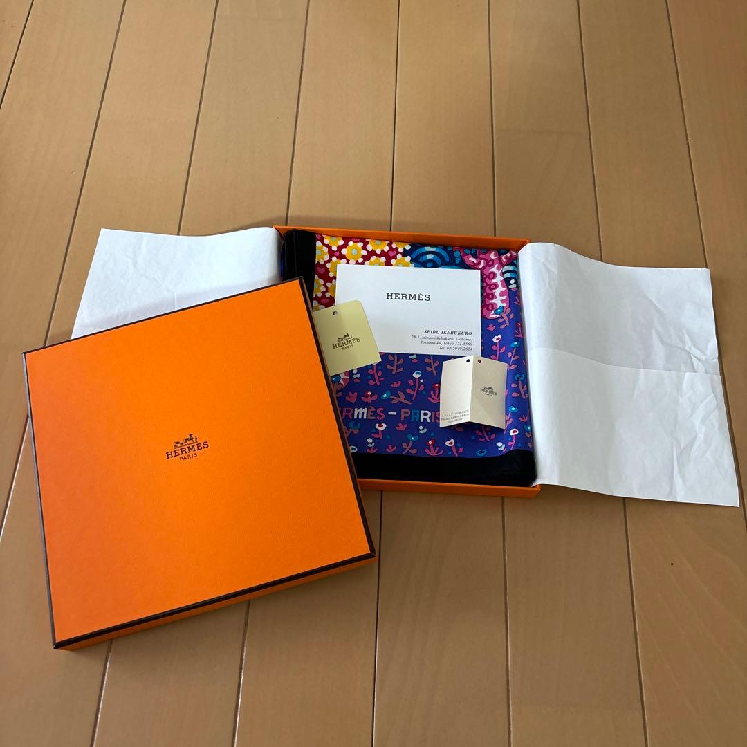 エルメス　スカーフ　美品　箱付　タグ有
