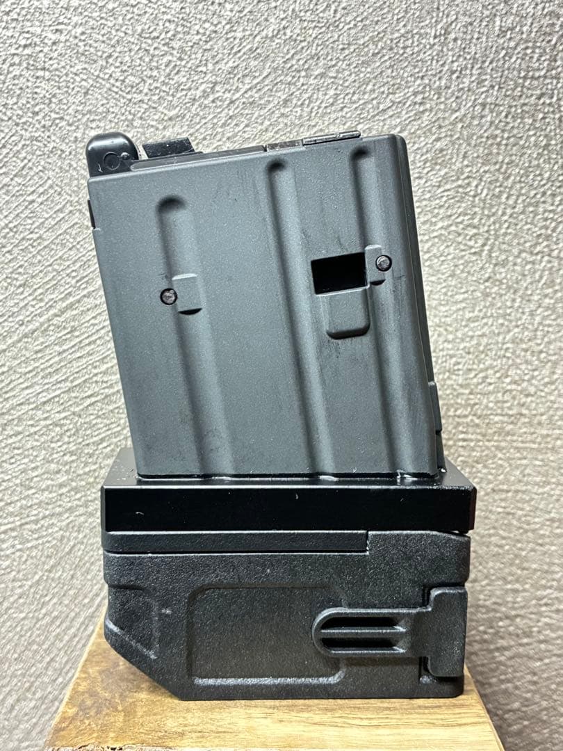 R7-38 東京マルイ GBB M4 マガジンアダプター 外部ソース仕様