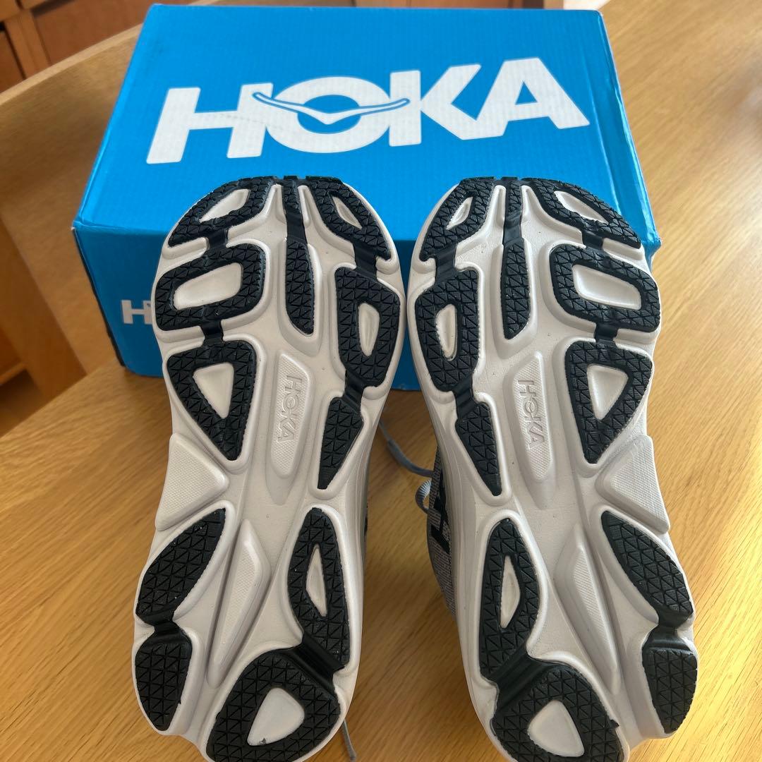 新品未使用　ホカ　スニーカー　24cm
