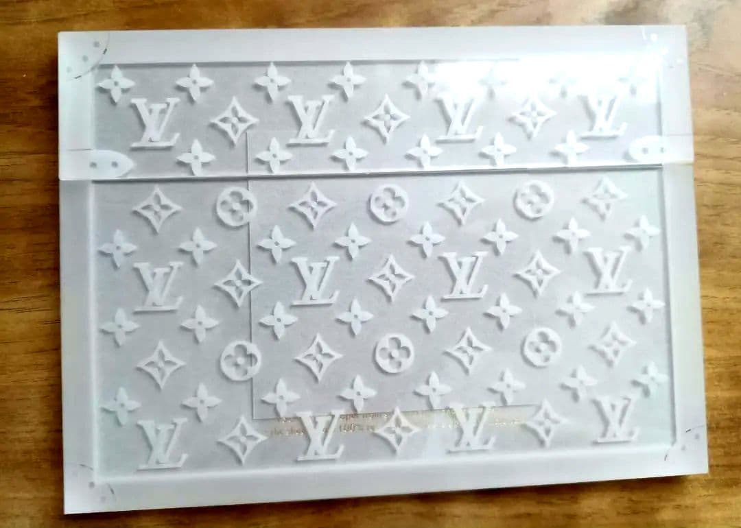 LOUISVUITTON 招待状ケース