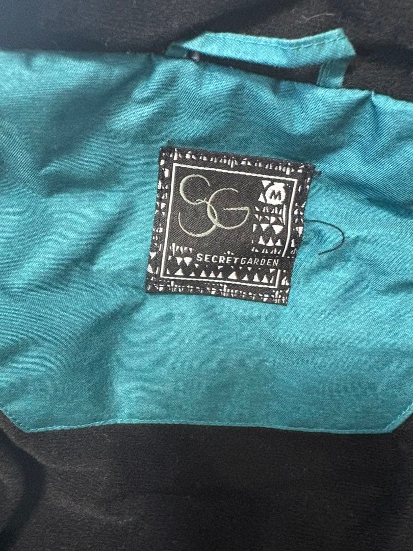 スノーボードウェア、ゴーグル、手袋、インナーセット（女性用）