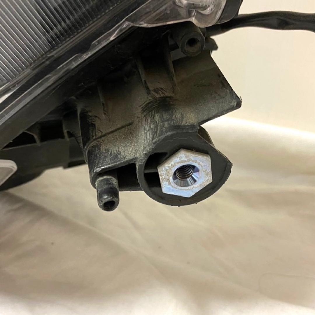 太郎　RAV4 左ヘッドライト　中古