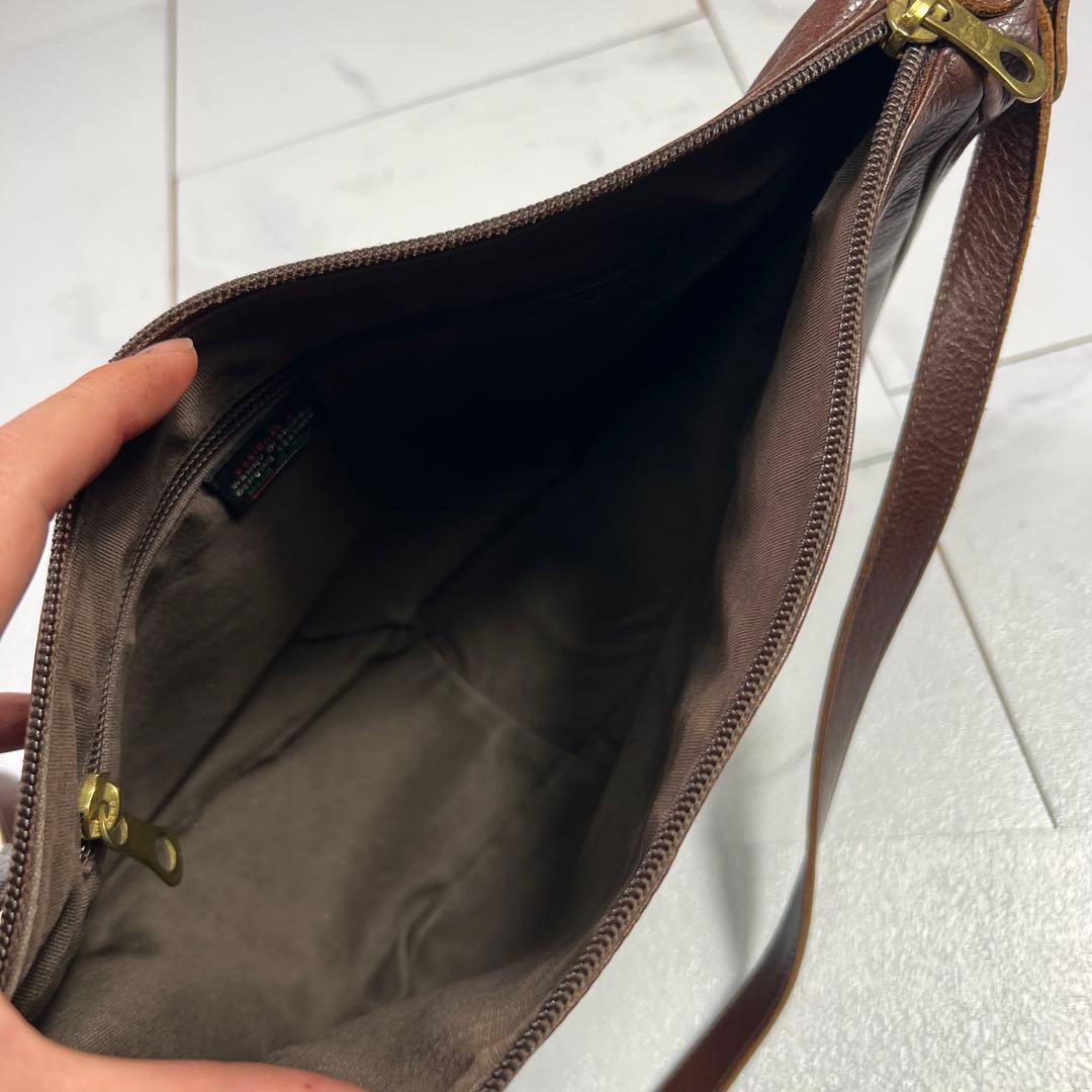 L BISONTE イルビゾンテ ハーフムーン ショルダーバッグ ブラウン