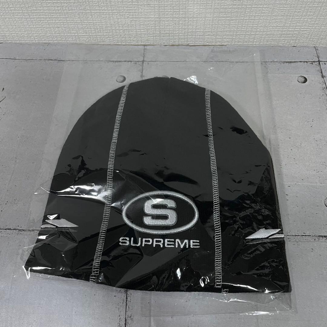 未使用品　Supreme Racing Panel Beanie \"Black\"