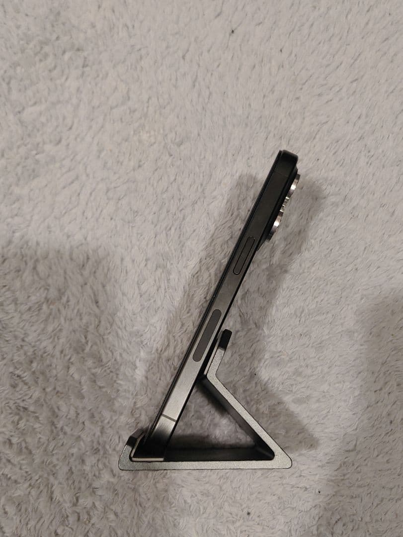 ハ*ト様 iPhone 15pro 128GB 北米版 A2848 バッテリー容