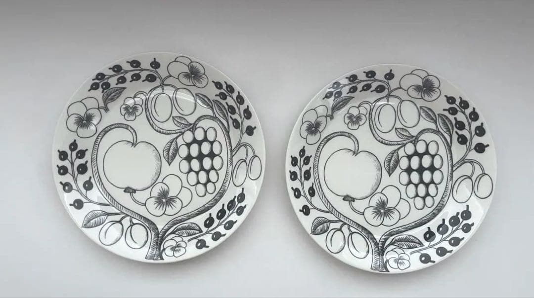 ARABIA ブラックパラティッシ26㎝プレート