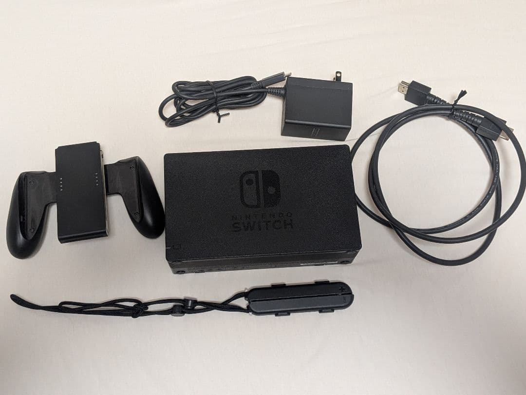 Nintendo Switch（通常モデル）箱・同梱物あり