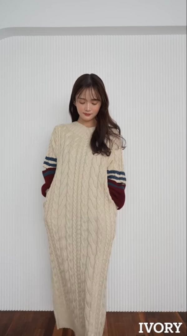 パスタ　 PINUE ケーブルニットワンピース M アイボリー