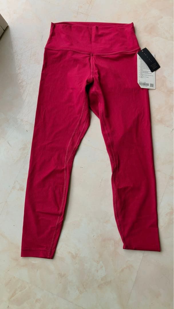 （新品）ルルレモンヨガパンツlululemonヨガパンツ　おしゃれヨガパンツ