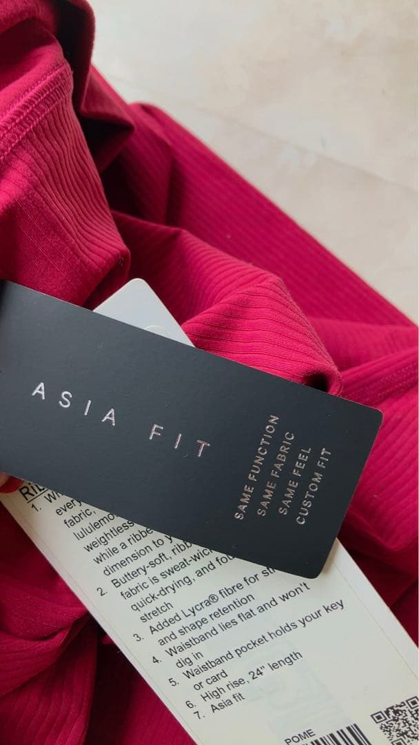 （新品）ルルレモンヨガパンツlululemonヨガパンツ　おしゃれヨガパンツ