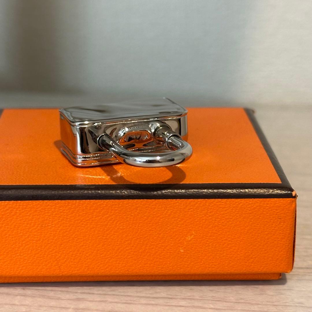 HERMES 美しき逃避行 Le chappee belle 2009年限