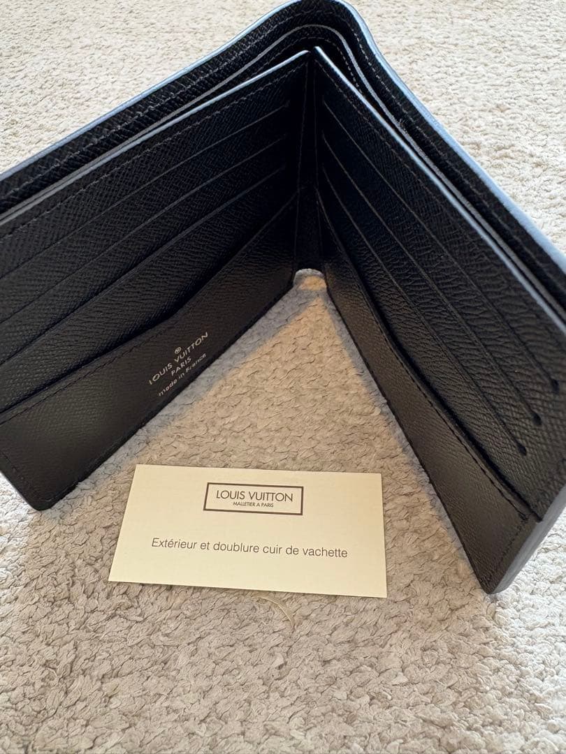 ルイヴィトン エピ メンズ 2つ折り財布 (札入れ)