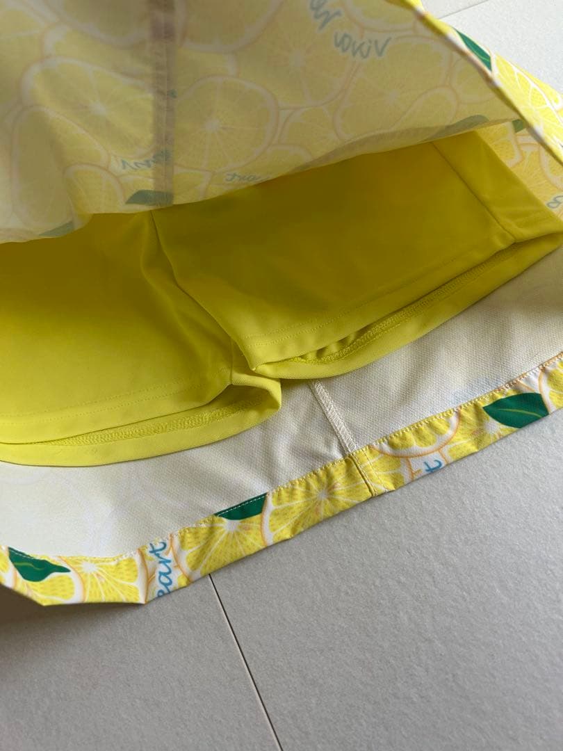 【タグ付き】VIVA HEART ゴルフスカート レモン柄｜インナー付き 映え