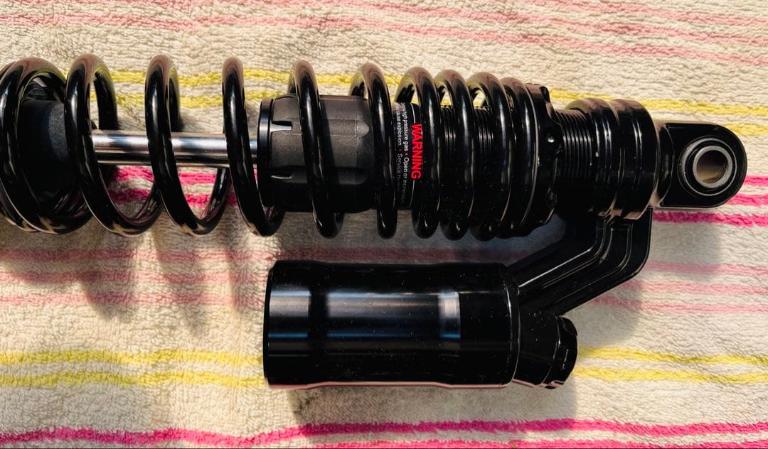 ブラックサスペンション 2個セット オーリンズタイプ　サスペンション320mm