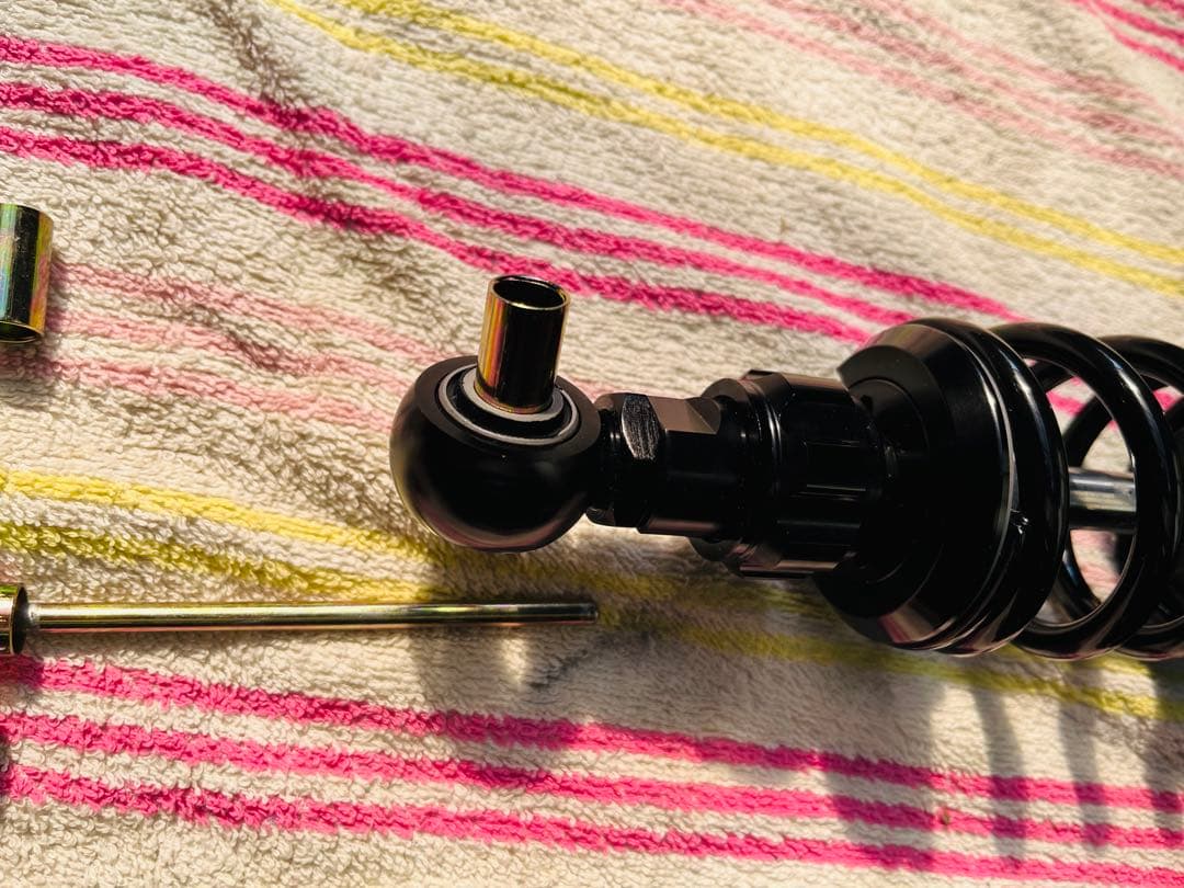 ブラックサスペンション 2個セット オーリンズタイプ　サスペンション320mm