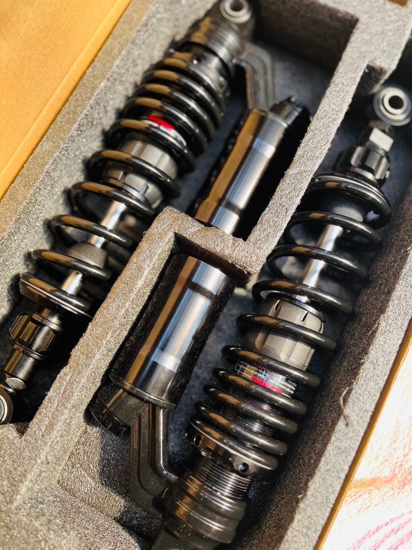 ブラックサスペンション 2個セット オーリンズタイプ　サスペンション320mm