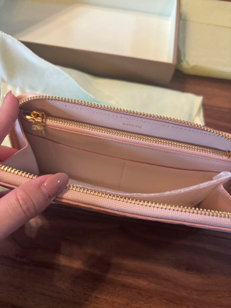 美品　バーバリー　長財布　ピンク
