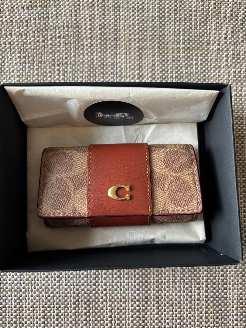 COACH レザーキーケース ブラウン/ベージュ