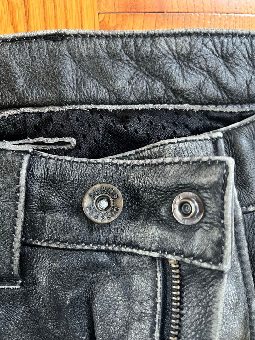 ［未使用品］ライディングレザーパンツ　Mサイズ　送料込み