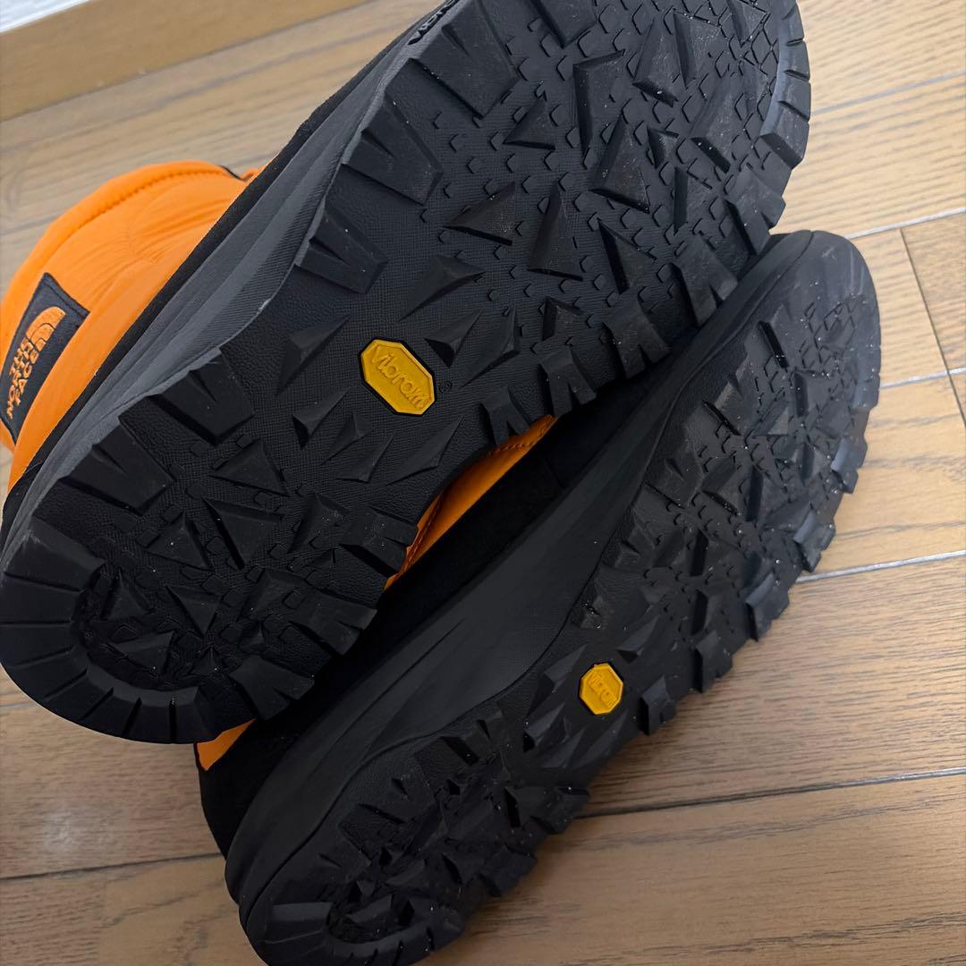 THE NORTH FACE オレンジ ショートブーツ