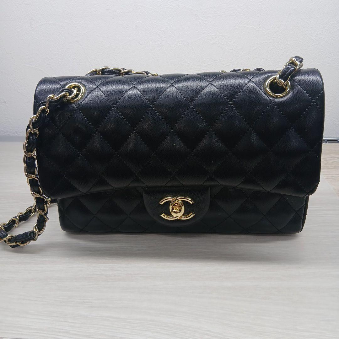 平行輸入　CHANELショルダーバック