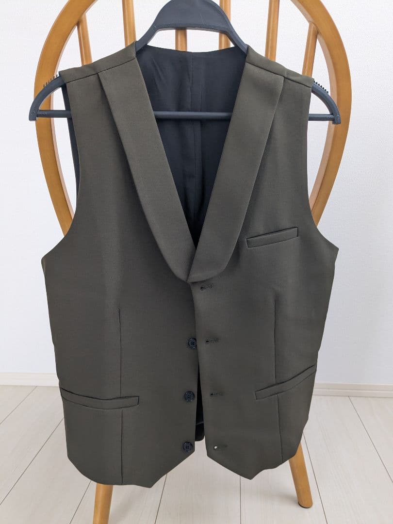 THE URBAN BLANCHE アーバンブランシェ　タキシード　カーキ