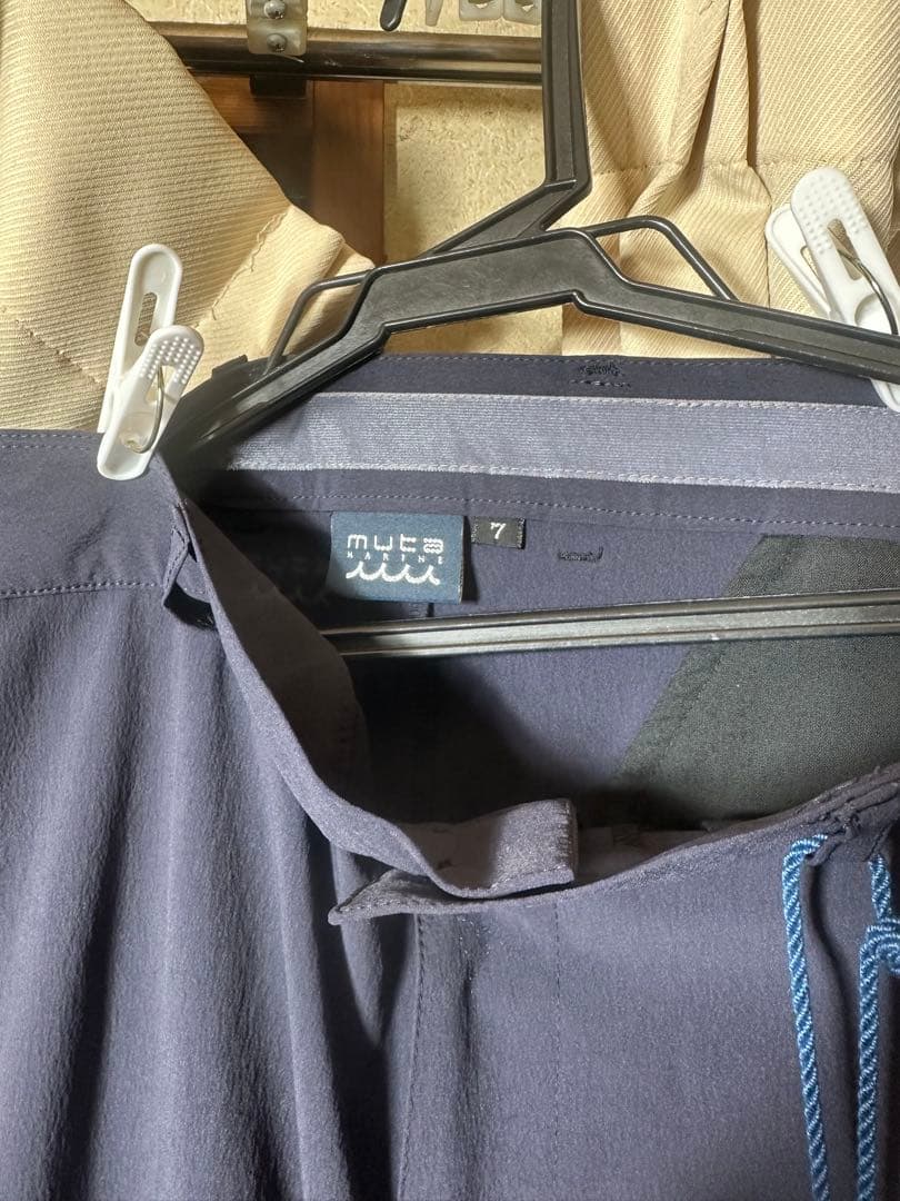 muta ムータ　ストレッチナイロン スラックス